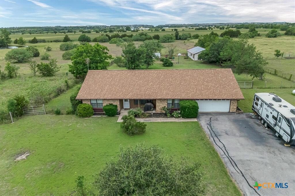 House in Elgin, Texas, United States 1 - 18406933