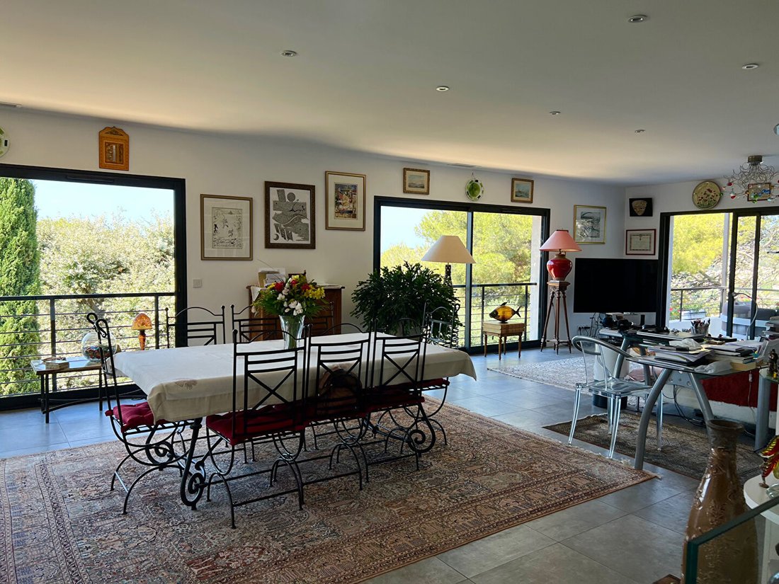 Villa in Avignon, Provence-Alpes-Côte d'Azur, France 5 - 18405610