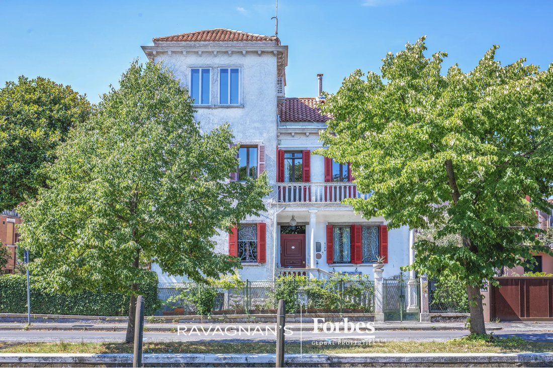 Villa in Isle of Lido, Veneto, Italy 1 - 18404590