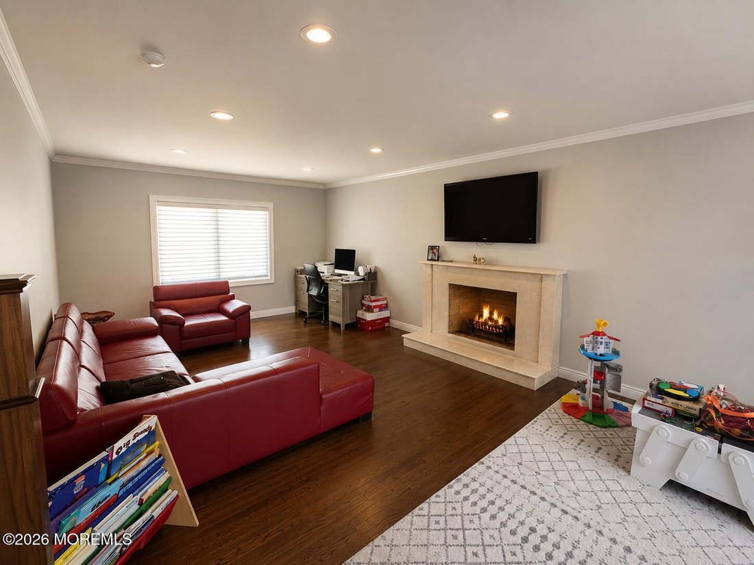 House in Holmdel, New Jersey, United States 4 - 18410397