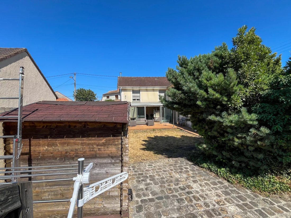 House in Thiellement, Le Raincy, France 4 - 18405116