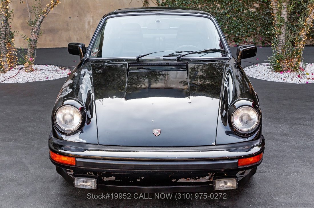 Porsche 911S in Los Angeles, CA 2 - 18414009