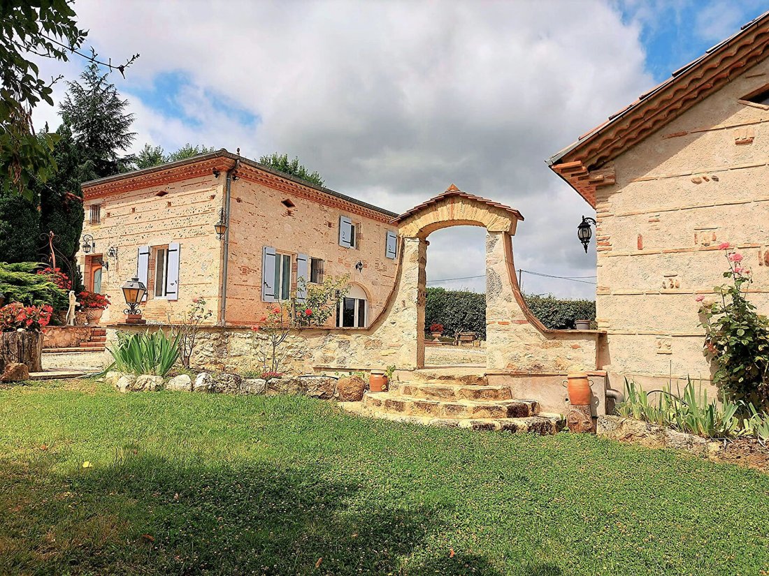 Villa in Layrac, Nouvelle-Aquitaine, France 4 - 18405401