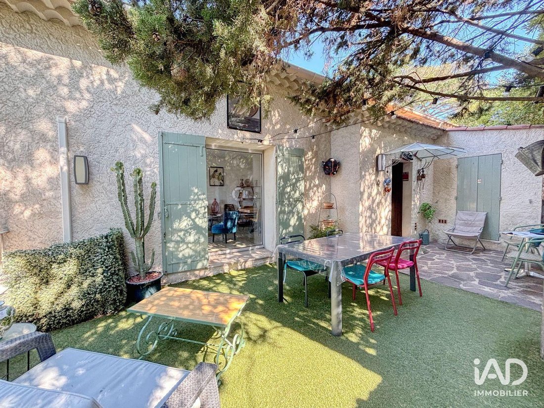 Apartment in Ville-Les Saquedes-Le Bouillonnet, Sainte-Maxime, France 3 - 18417738