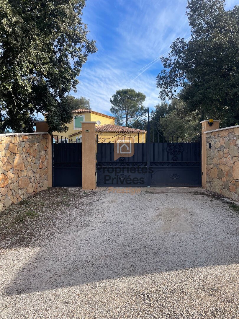 Villa in Ollieres, Provence-Alpes-Côte d'Azur, France 1 - 18405623