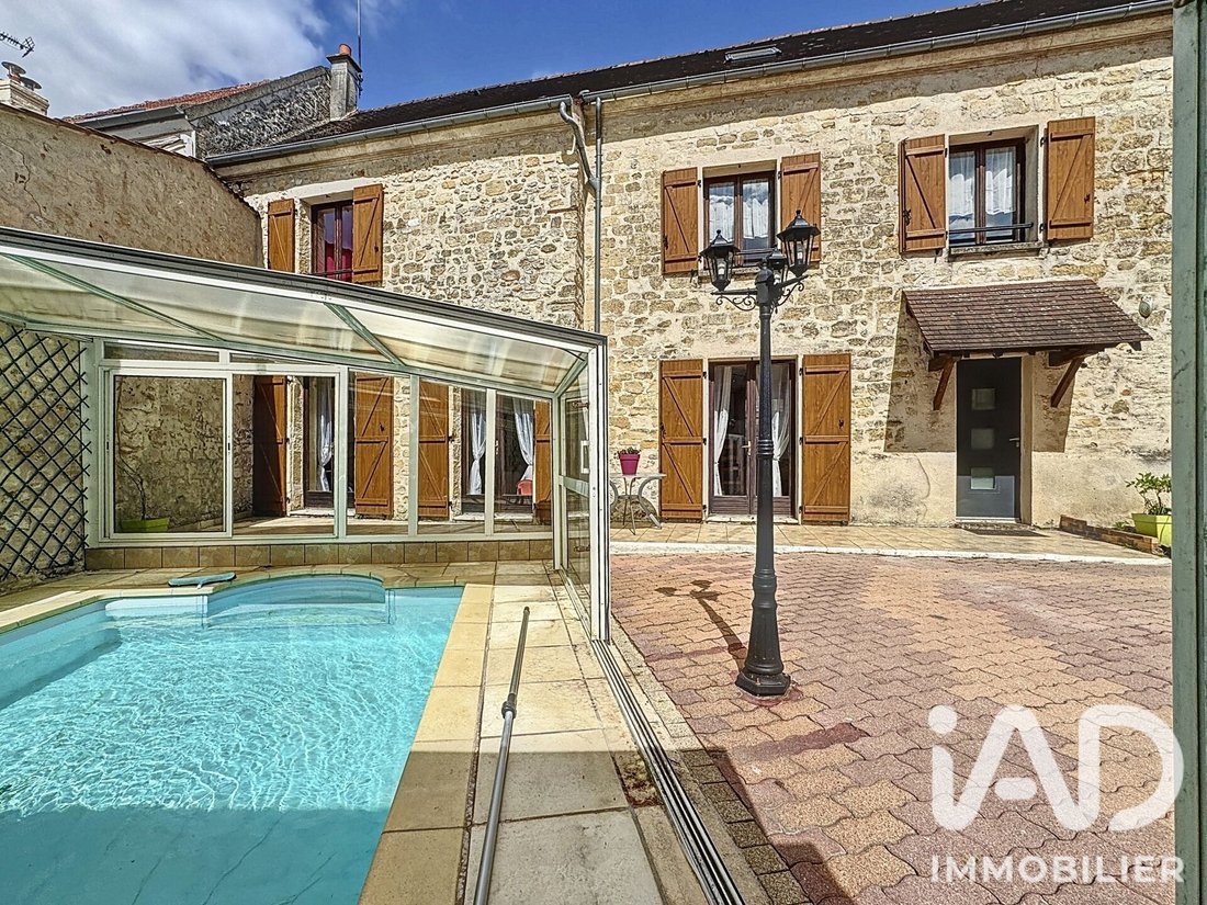 House in Cormeilles-en-Vexin, Ile-de-France, France 2 - 18414242