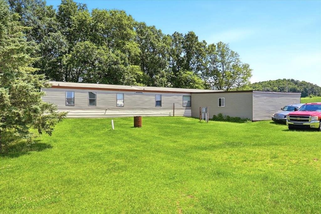 House in Eau Galle, Wisconsin, United States 2 - 18407182