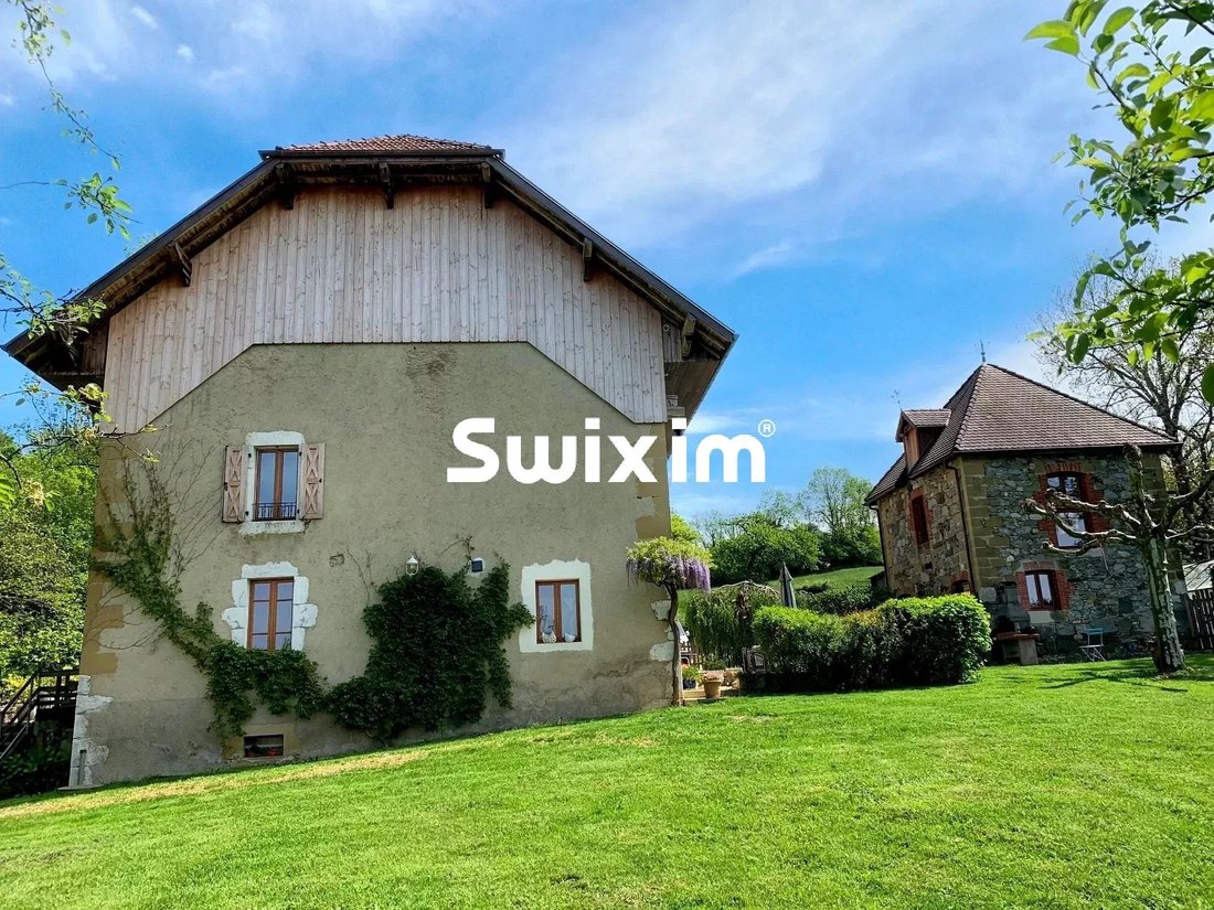 Estate in Thusy, Auvergne-Rhône-Alpes, France 1 - 18416796