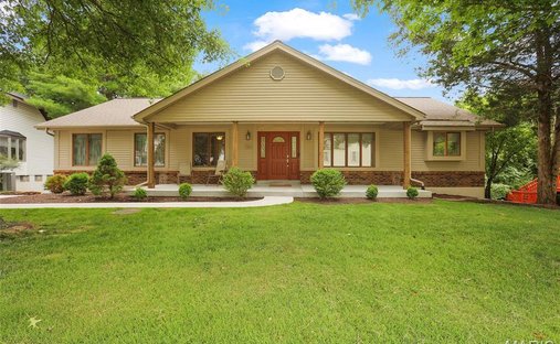 House in Town and Country, Missouri, United States 1