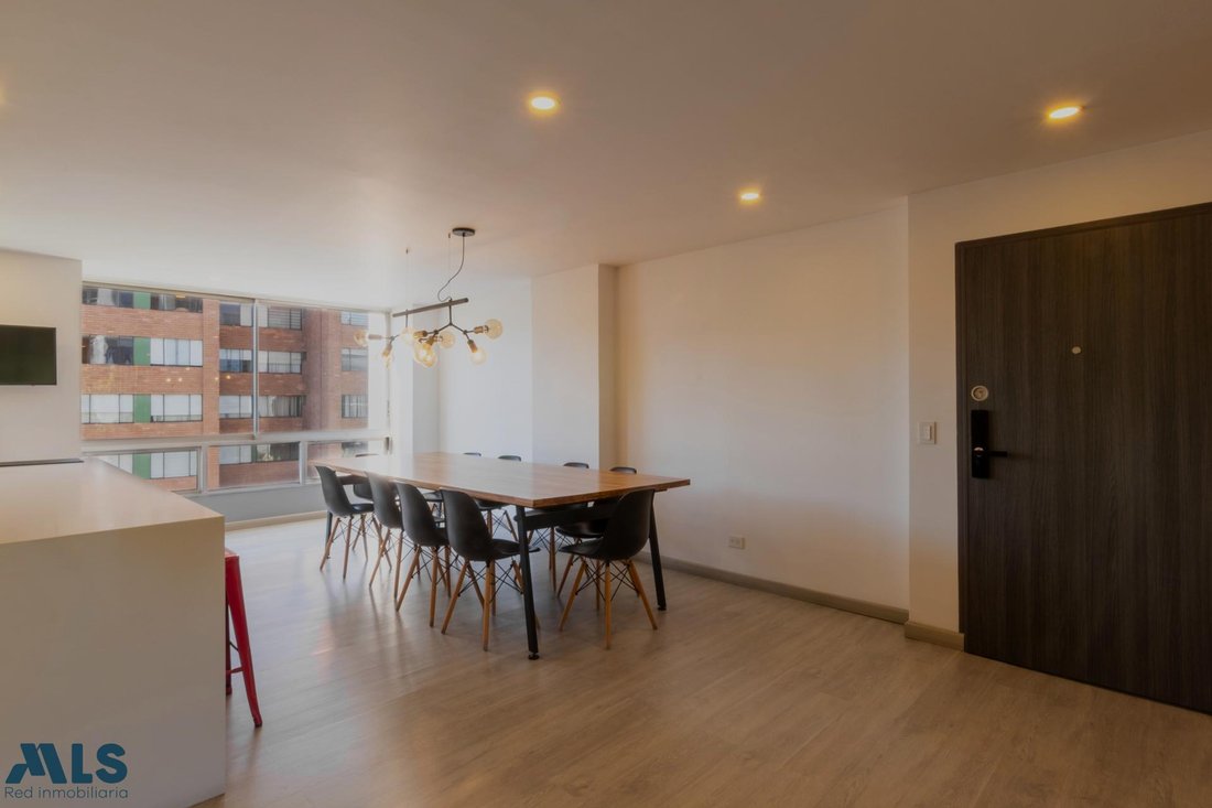 Apartment in Medellín, Antioquia, Colombia 2 - 18403741
