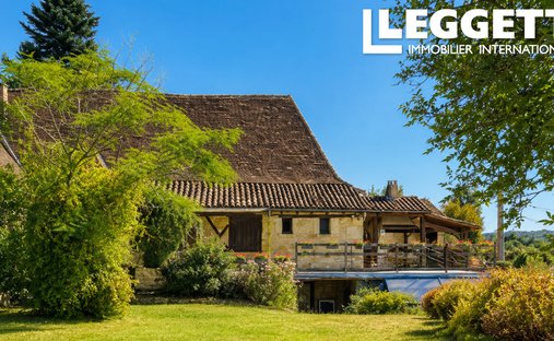 House in Douville, Nouvelle-Aquitaine, France 1