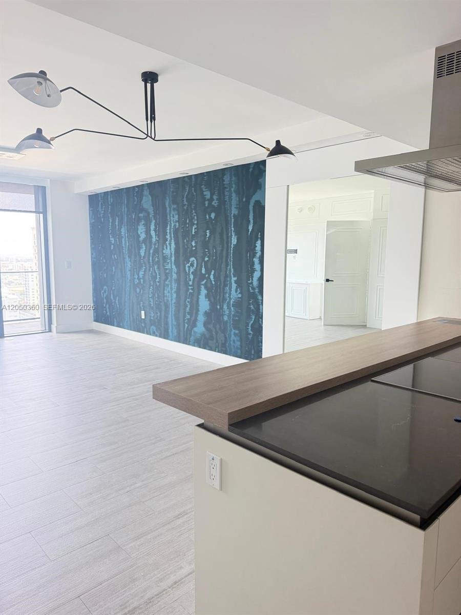 Condo in Miami, Florida, United States 3 - 18409111