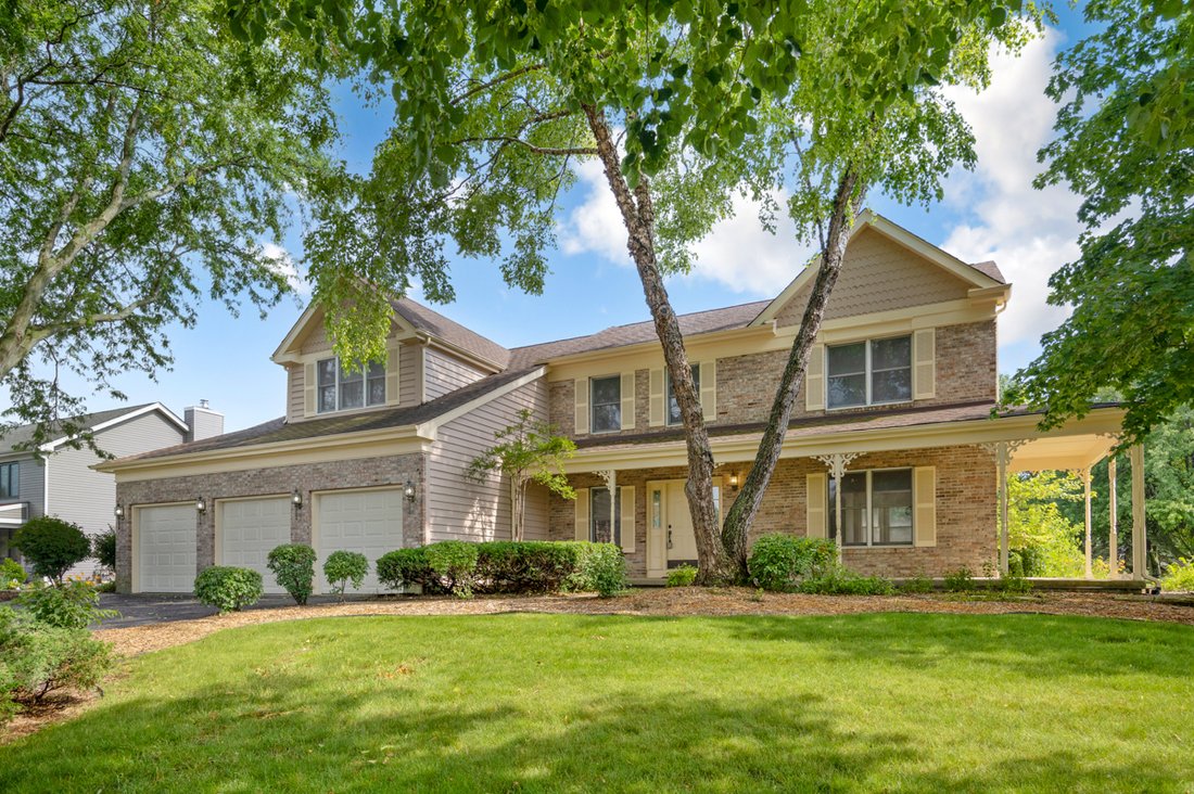 House in West Dundee, Illinois, United States 1 - 18413654
