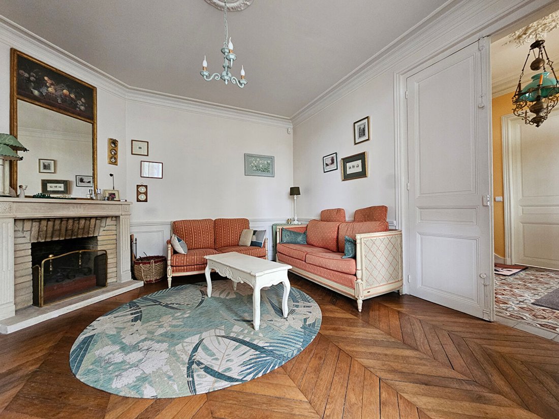 Villa in Beauchamp, Ile-de-France, France 4 - 18405551
