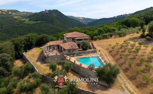 House in Castiglione d'Orcia, Tuscany, Italy 1