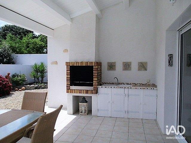 House in Saint-Georges-d'Oleron, Nouvelle-Aquitaine, France 4 - 18417707