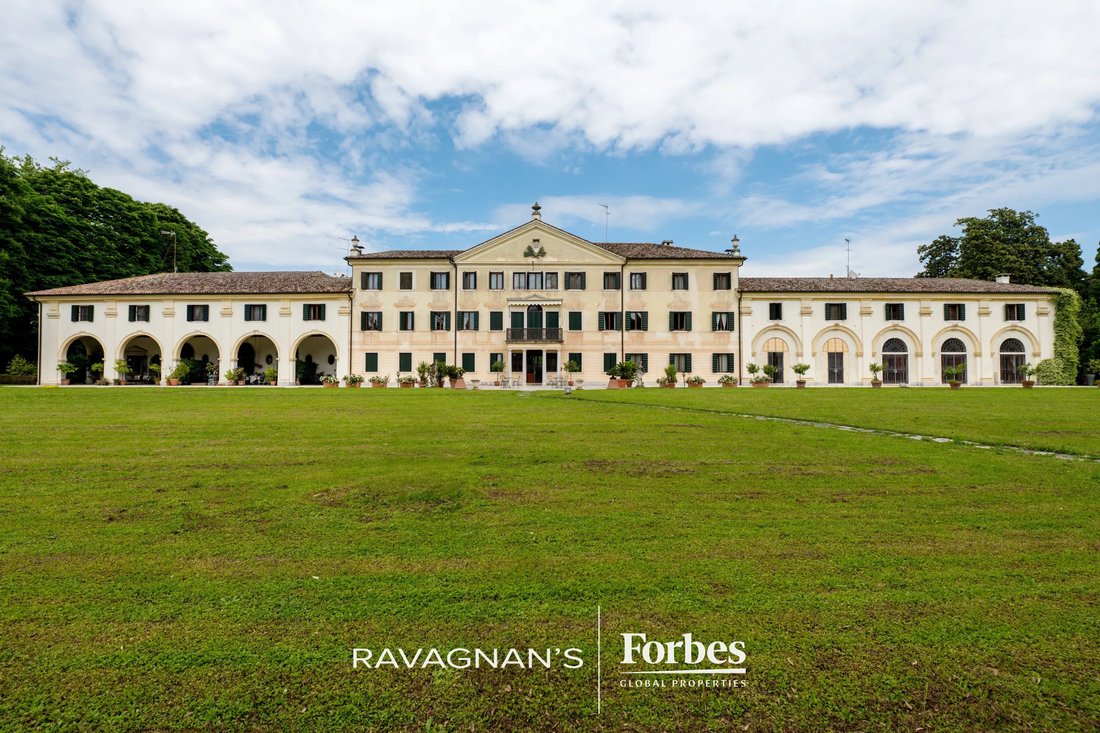 Villa in Preganziol, Veneto, Italy 2 - 18404526