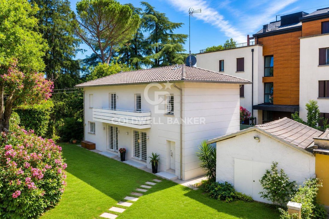 Villa in Castel San Pietro Terme, Emilia-Romagna, Italy 1 - 17868168