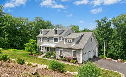 Monroe, Connecticut, United States 1
