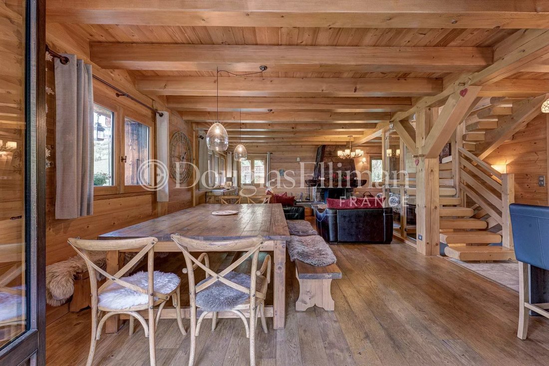 Chalet in Montriond, Auvergne-Rhône-Alpes, France 3 - 18404746
