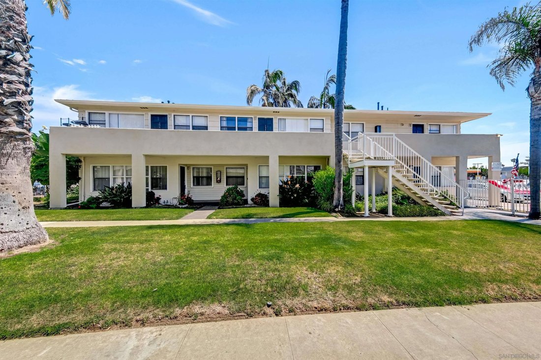 San Diego, California, United States 4 - 18408357