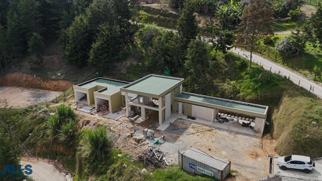 House in Guarne, Antioquia, Colombia 2 - 18403515