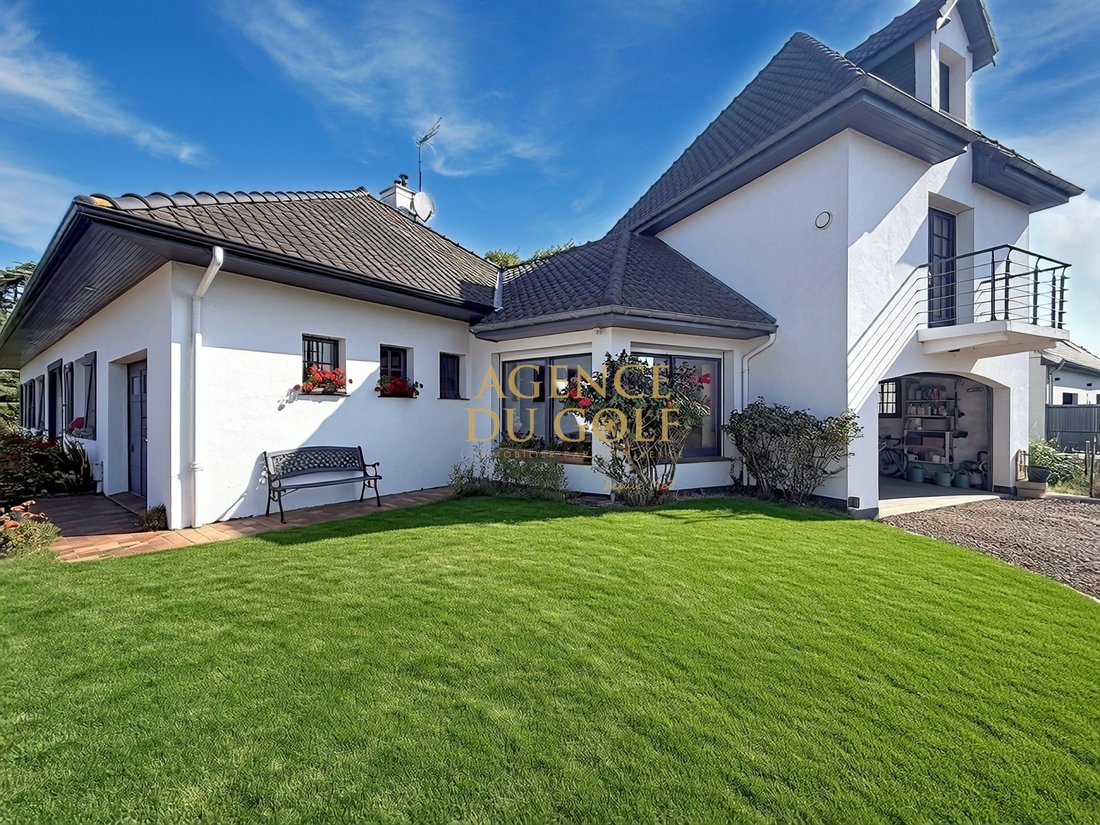 House in Cucq, Hauts-de-France, France 2 - 18404149