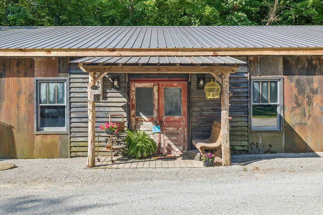 House in Hampshire, Tennessee, United States 3 - 18408536