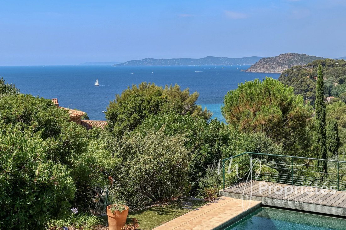 Haus in Rayol-Canadel-sur-Mer, Provence-Alpes-Côte d'Azur, Frankreich 4 - 18412172
