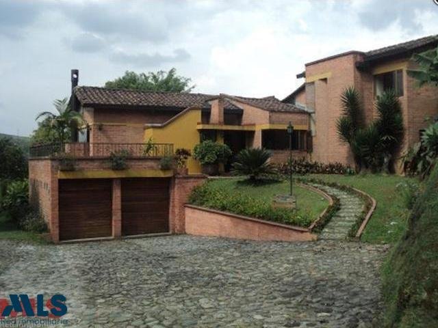 House in Medellín, Antioquia, Colombia 1 - 18403472