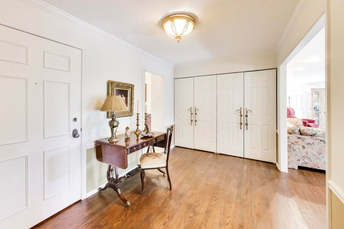 Condo in Northbrook, Illinois, United States 5 - 18413643