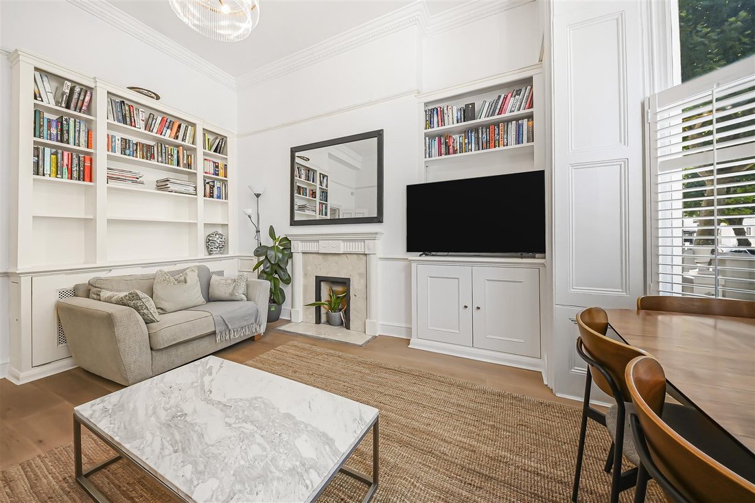Apartment in Little Venice, Westminster, England 2 - 18402827
