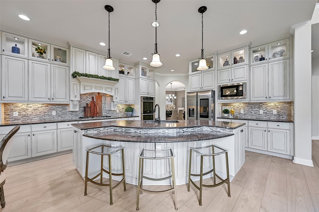 House in Friendswood, Texas, United States 5 - 18409186