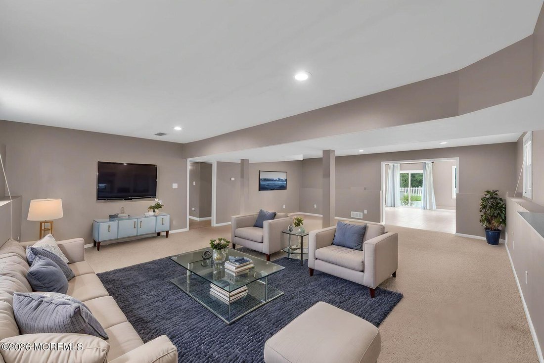 House in Marlboro Township, New Jersey, United States 4 - 18334867