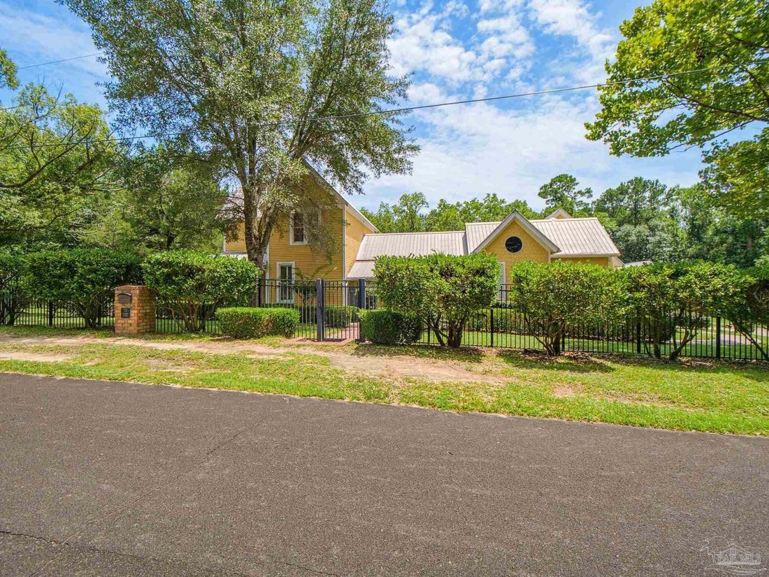 House in DeFuniak Springs, Florida, United States 2 - 18416669