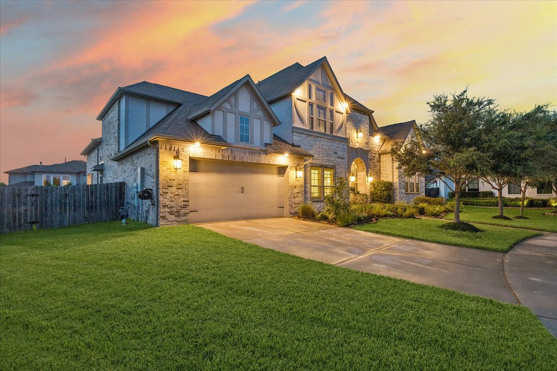 House in Friendswood, Texas, United States 2 - 18404434