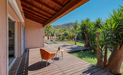 House in Nord Est, Bormes-les-Mimosas, France 1