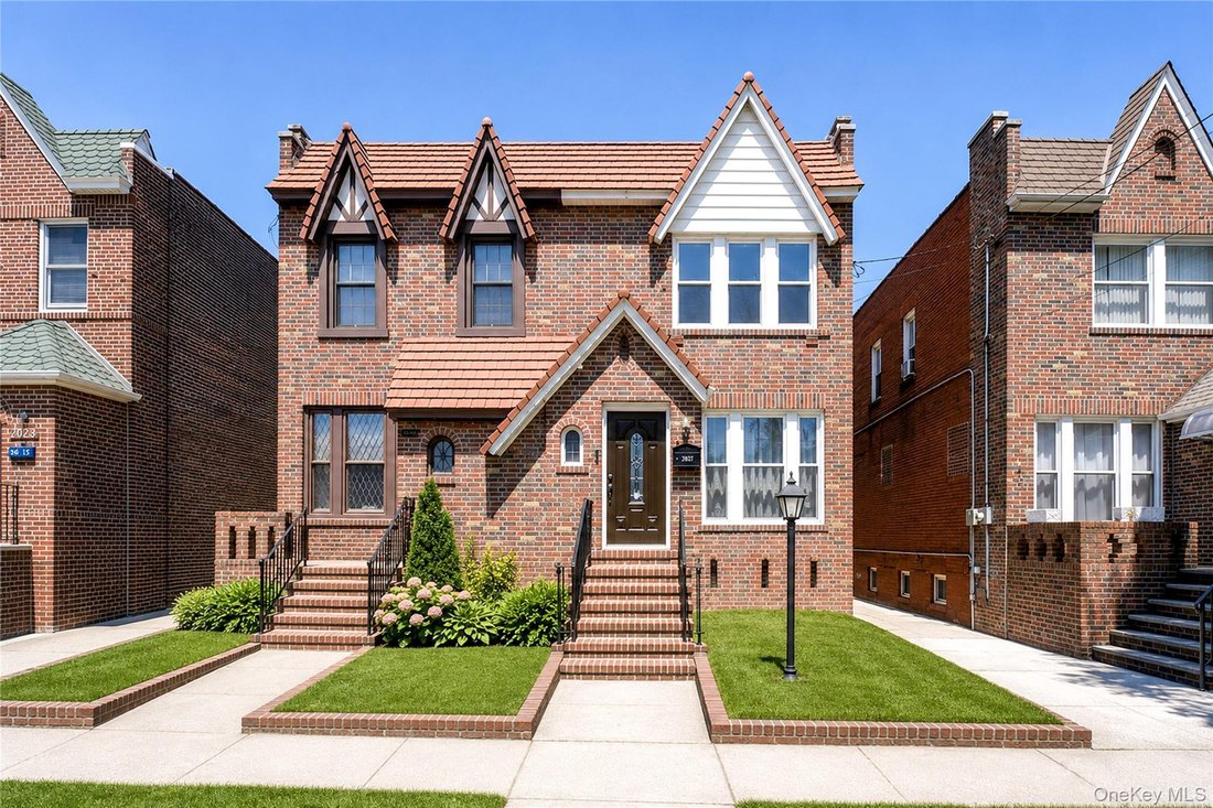 House in New York, New York, United States 1 - 18413353