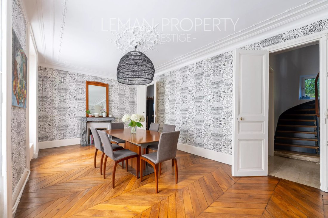 Townhouse in Rochefort-en-Yvelines, Ile-de-France, France 4 - 18064386