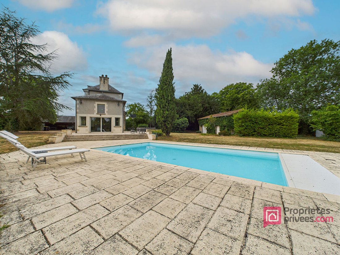 Villa in Avanton, Nouvelle-Aquitaine, France 4 - 18405262