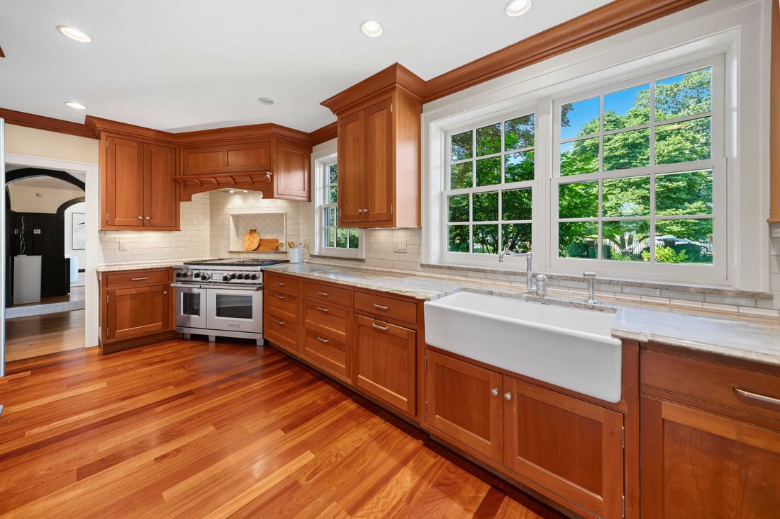 House in Stamford, Connecticut, United States 5 - 18415896