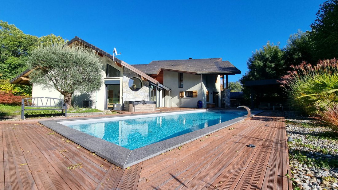 Villa in Verrens-Arvey, Auvergne-Rhône-Alpes, France 1 - 18405668