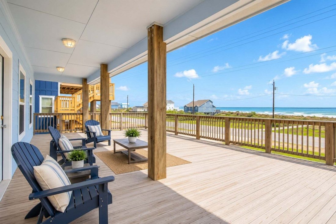 House in Freeport, Texas, United States 1 - 16748353