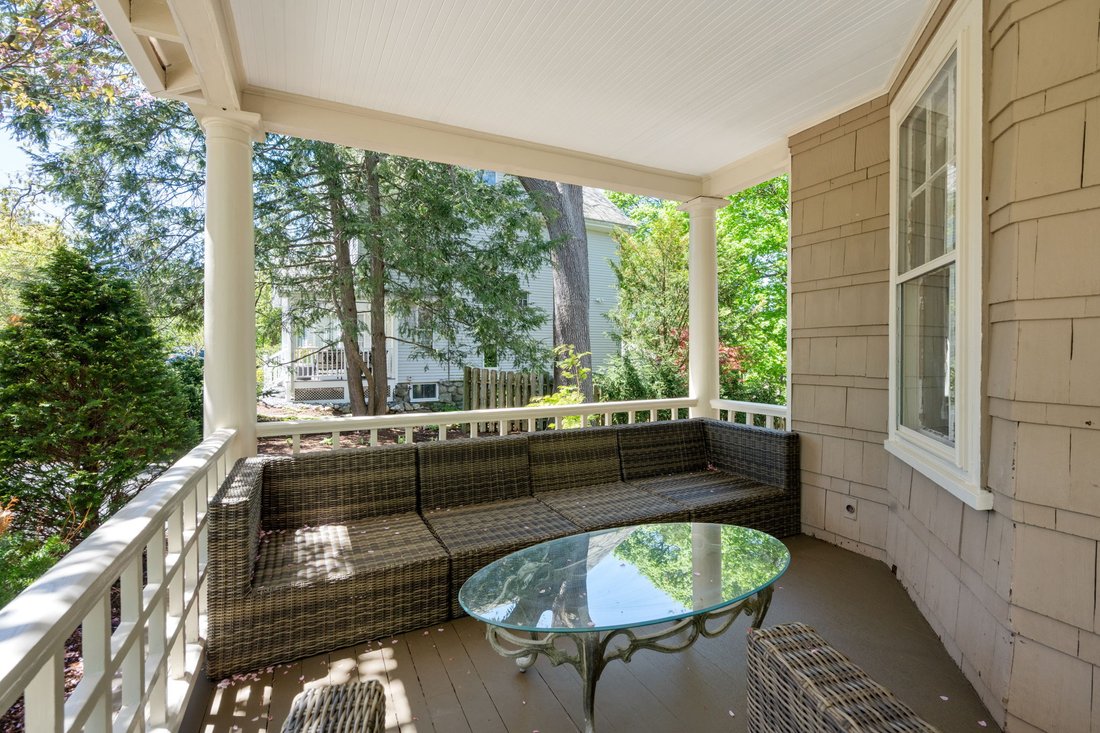 House in Newton, Massachusetts, United States 4 - 18404415