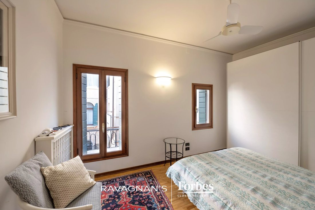 Apartment in San Marco, Venice, Italy 3 - 18404678