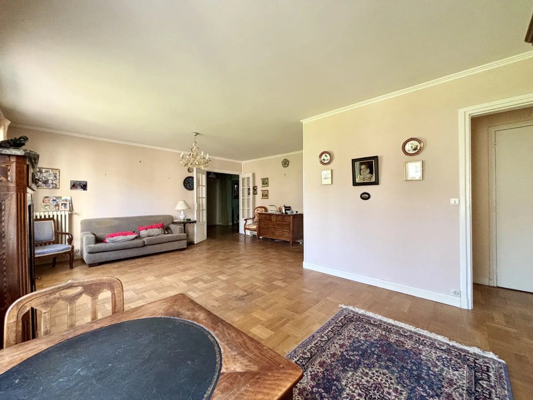 Apartment in Forêt, Saint-Germain-en-Laye, France 5 - 18407531