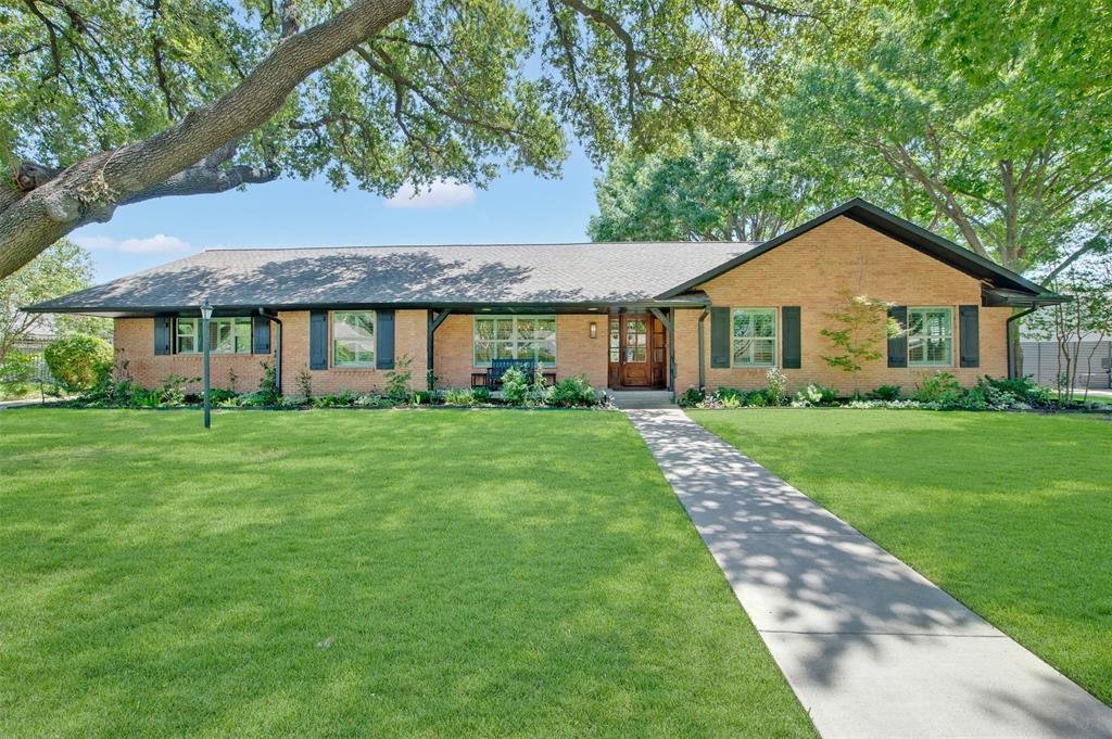 Casa a Farmers Branch, Texas, Stati Uniti 1 - 18411502