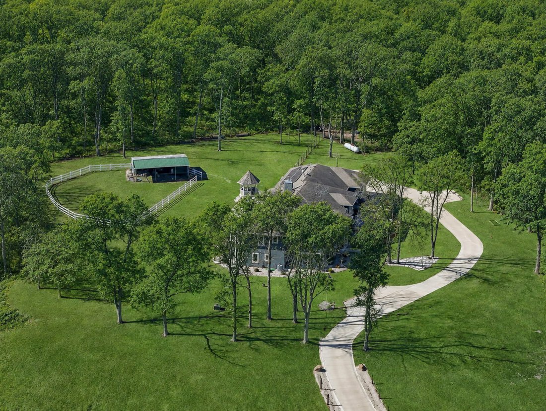House in Marseilles, Illinois, United States 4 - 18048294