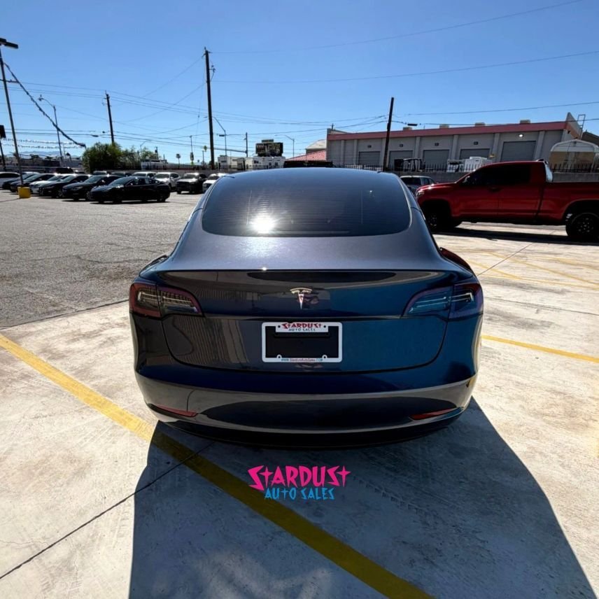 Sedan in Las Vegas, NV, United States 5 - 18412670