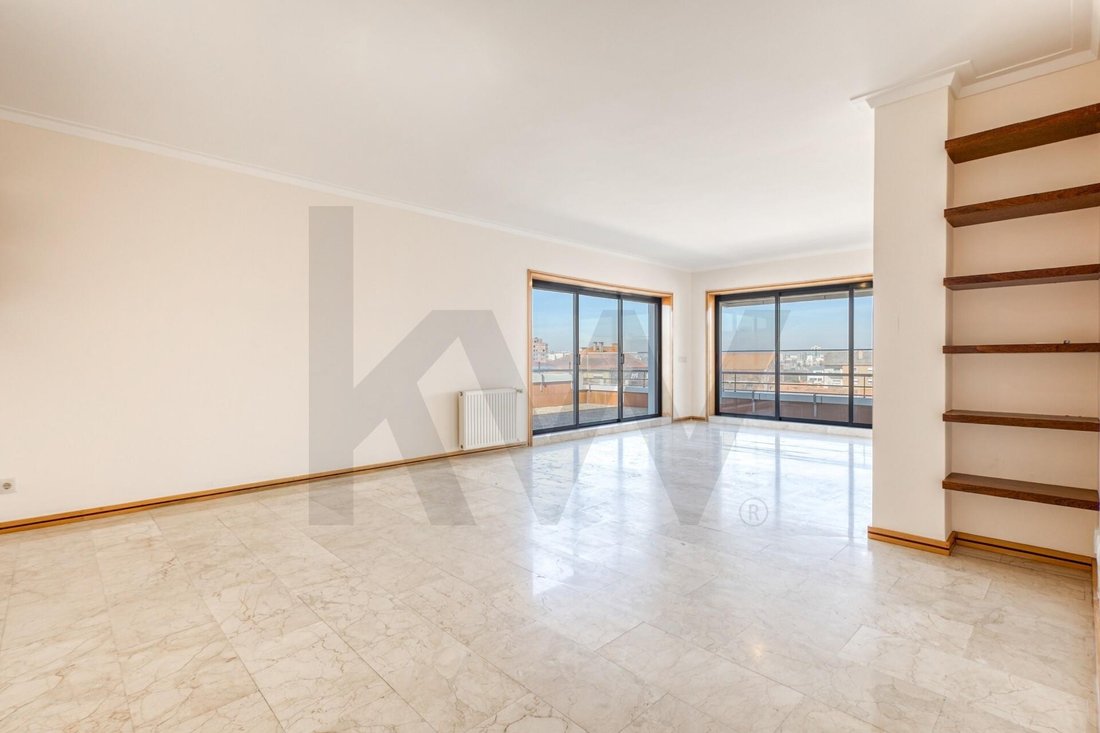 Apartment in Santa Marinha e Sao Pedro da Afurada, Porto District, Portugal 2 - 18410981